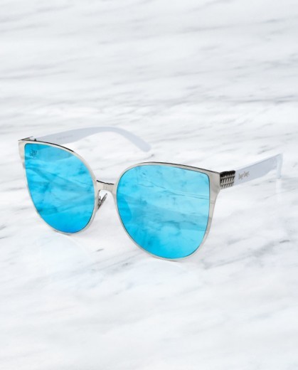 Saint tropes white blue